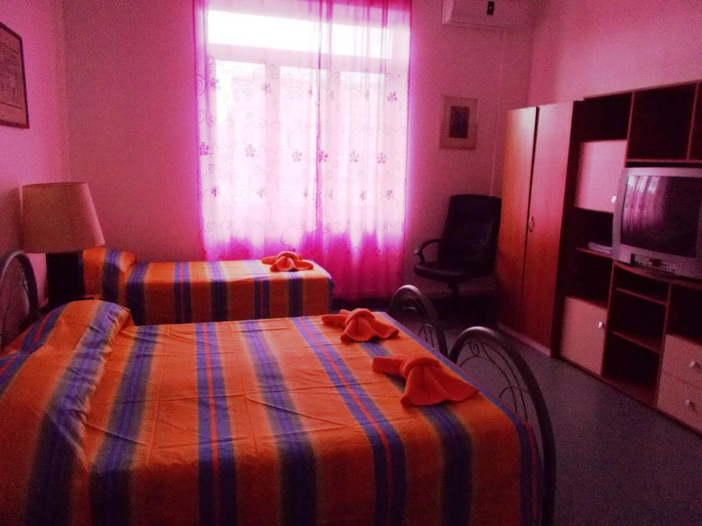 Bed and Breakfast Fragolina à Naples Chambre photo
