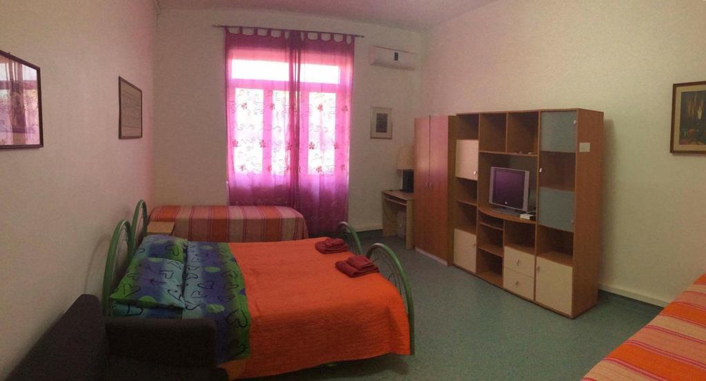 Bed and Breakfast Fragolina à Naples Extérieur photo