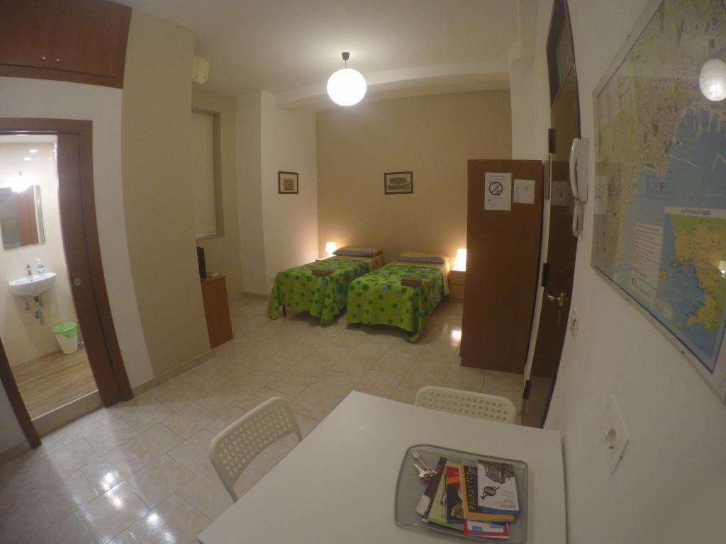Bed and Breakfast Fragolina à Naples Extérieur photo